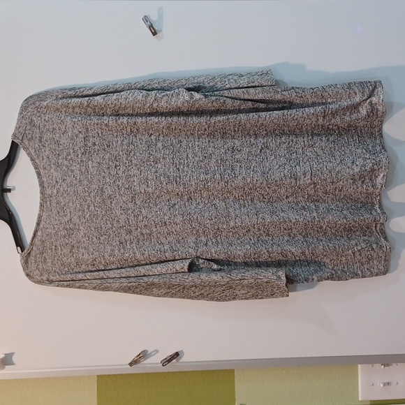 Olivia Rae NWT blk/wht marled dolman slv Vnk Sweater - Picture 4 of 4